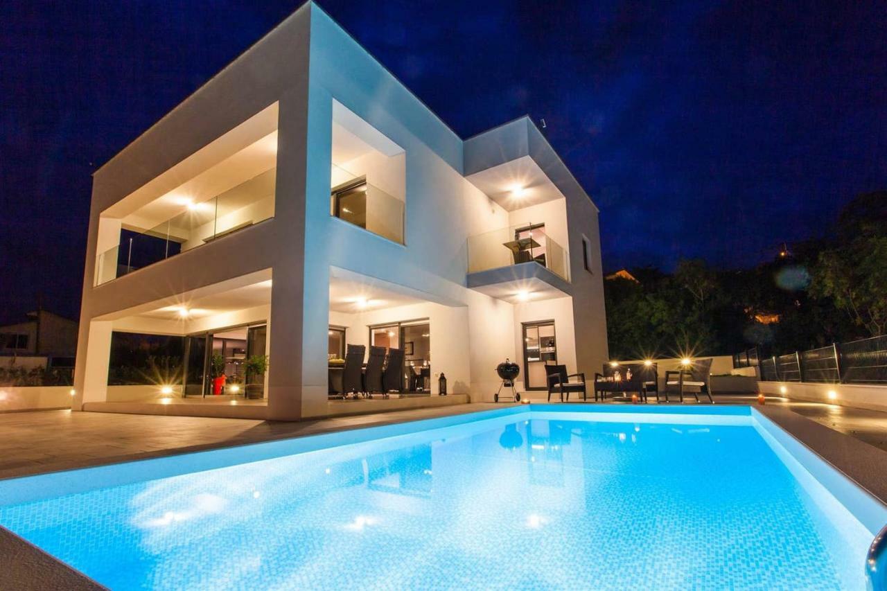 Villa Rina - Luxury Holiday Home Crikvenica Exterior photo