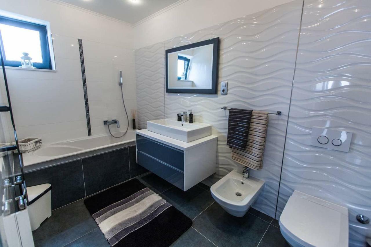 Villa Rina - Luxury Holiday Home Crikvenica Exterior photo