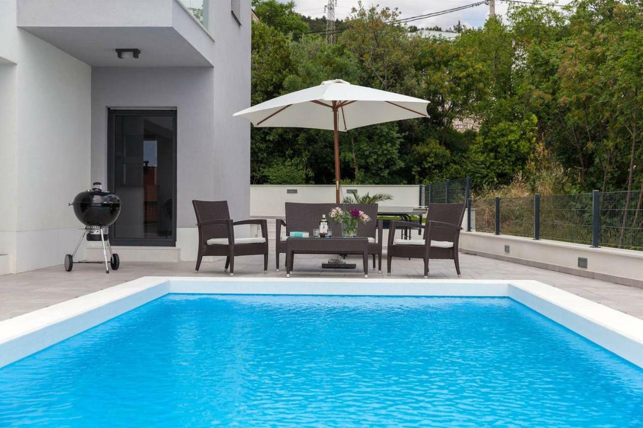 Villa Rina - Luxury Holiday Home Crikvenica Exterior photo