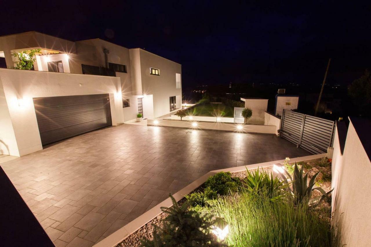 Villa Rina - Luxury Holiday Home Crikvenica Exterior photo
