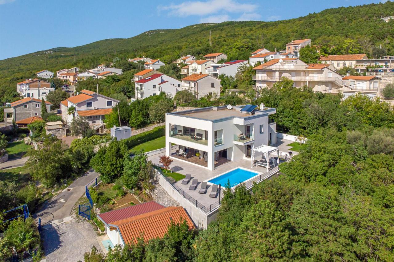 Villa Rina - Luxury Holiday Home Crikvenica Exterior photo