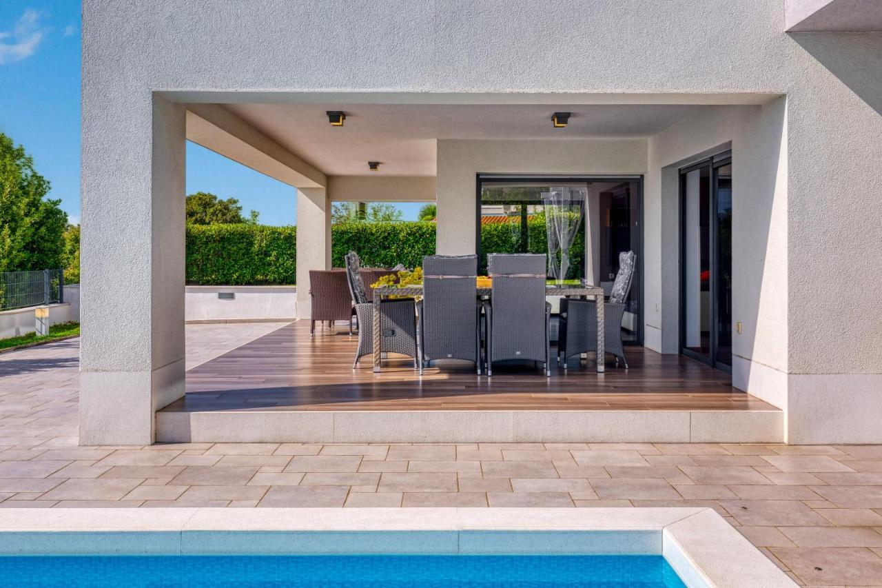 Villa Rina - Luxury Holiday Home Crikvenica Exterior photo